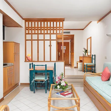 Muthu Oura מלון 4*