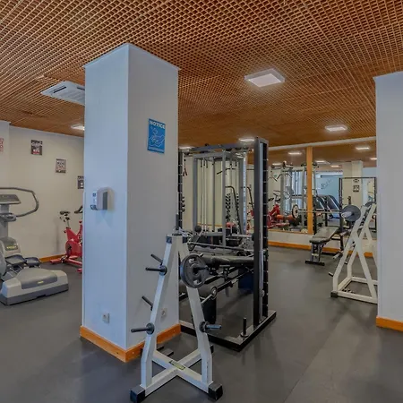 מלון Muthu Oura 4*