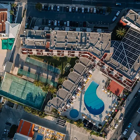 Muthu Oura אלבופיירה