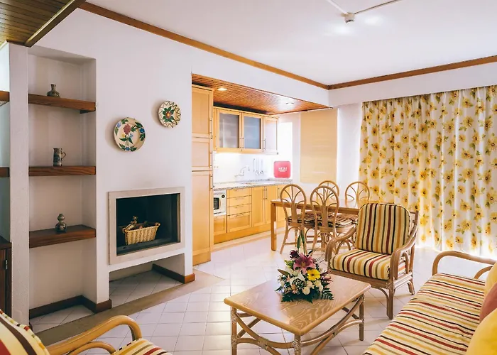 Muthu Oura فندق 4*